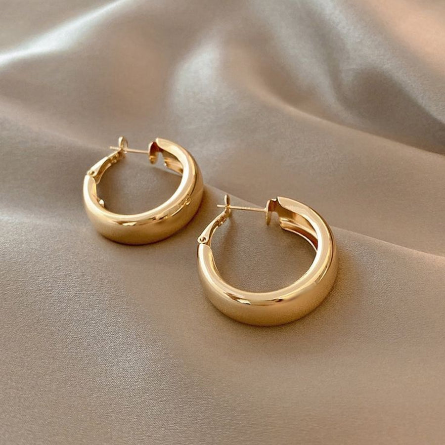 Vera Hoop Earrings